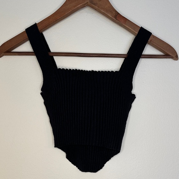 Kendall and Kylie Black Ribbed Top - Picture 2 of 3